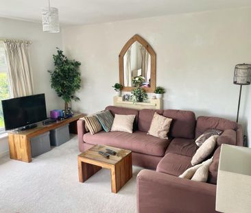 2 bedroom detached bungalow to rent - Photo 1