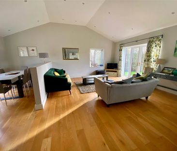 3 bedroom detached barn conversion to rent - Photo 2