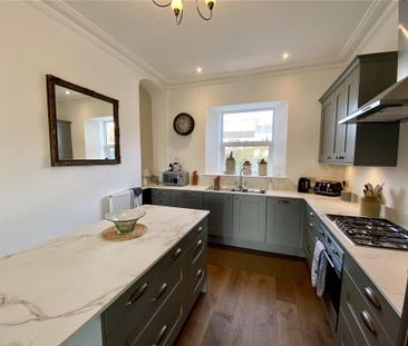 4 bedroom terraced house to rent - Photo 4