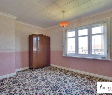 2 bedroom end of terrace house to rent - Photo 1