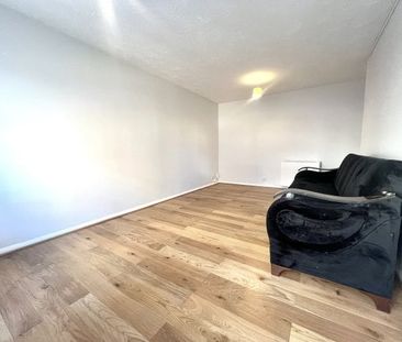 Adeliza Close, Barking, IG11, Property for rent - Photo 1