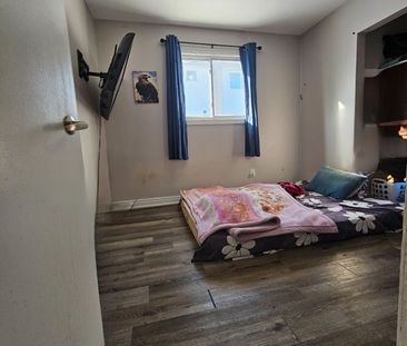 For Lease - 88 B Bernick Drive, Barrie, Ontario - Photo 5