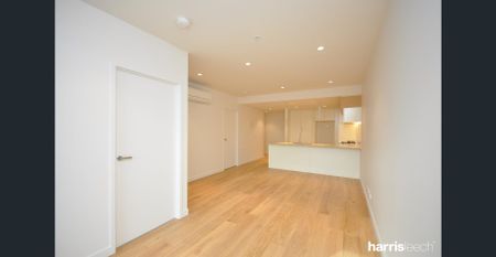 Modern 2 Bedroom Apartment - Photo 4