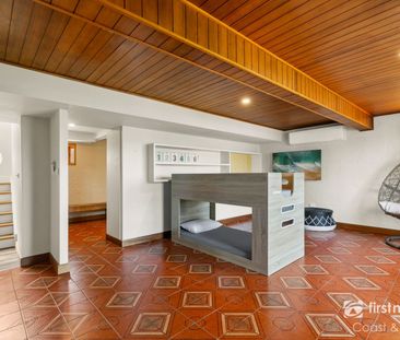 Seaside Oasis - Stunning Coastal Home with Ocean Views - Photo 2