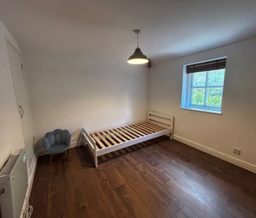 Rossway, Berkhamsted - Photo 1