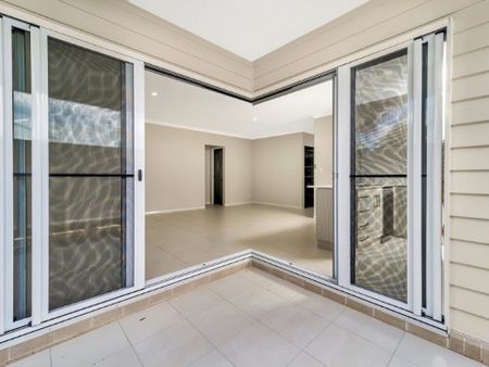 Modern Unit in South Toowoomba - Photo 3