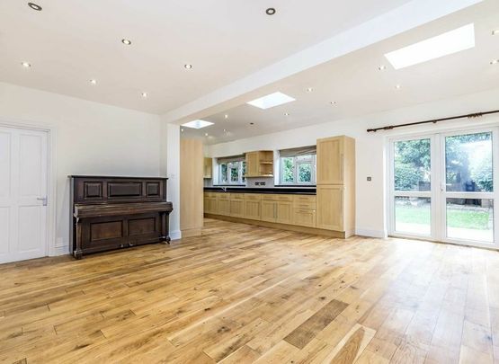 Bicester Road - Photo 1