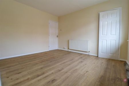 2 bedroom end of terrace house to rent - Photo 5