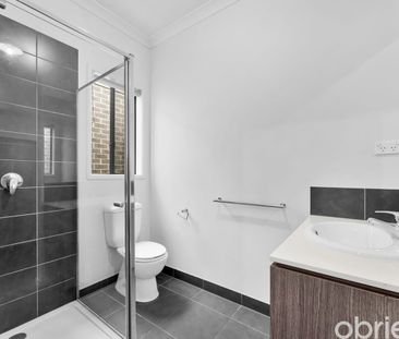 Imagine Spacious Clyde North Living. Can You Picture It? - Photo 6