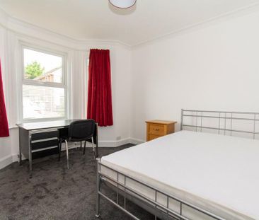 4 bedroom detached house to rent - Photo 1