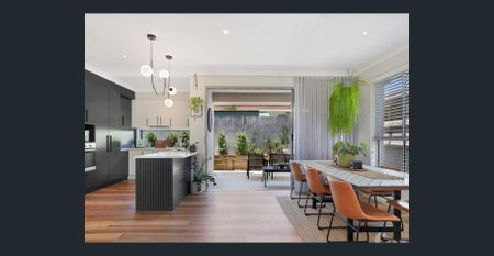 Immaculate Renovated Townhouse With Solar And EVO Hot Water System! - Photo 5