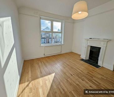 Century Road, Staines-upon-thames, TW18 - Photo 3