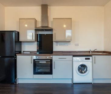 Studio Flat, Dovercastle, NG7 - Photo 6