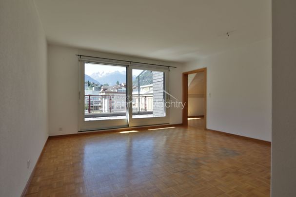 3.5 room attic apartment for rent in the center of Visp - Photo 1