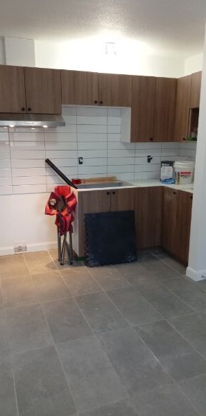 Beau 3 1/2 Renové - Photo 1