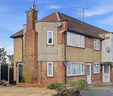 Priests Lane, Brentwood, CM15 - Photo 2