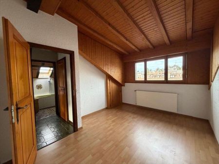 Large 2.5-room apartment near the train station - Photo 5