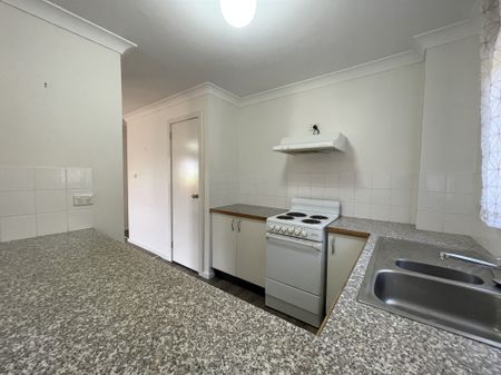 17/10 Grey Street WICKHAM NSW 2293 - Photo 4