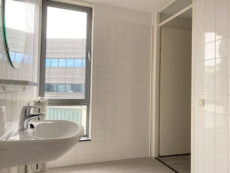 Appartement te huur: Stadhuisplein 80 1315 XB Almere - Photo 3