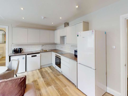 Premium flat share in central Bristol Room 2 - Photo 1