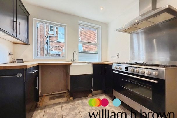 Beaconsfield Avenue - Photo 1