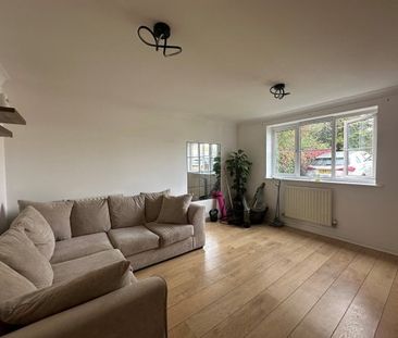 Lower Northam Road, SO30 - Photo 1
