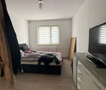 Gemütliche 2-Zi.-Whg. mit sonnigem Balkon- auf Wunsch zum 01.12.202... - Photo 1