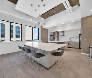 For Lease - 105 Champagne Avenue Unit# 2503, Dows Lake - Civic Hosp... - Photo 5