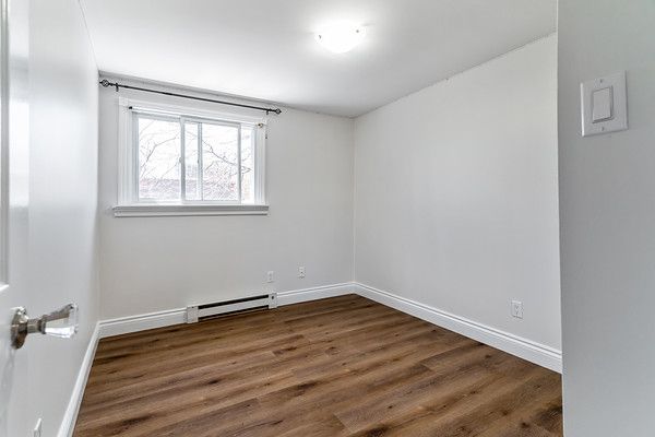 For Lease - 2056 Marine Drive Unit# 7, Oakville, Ontario - Photo 1