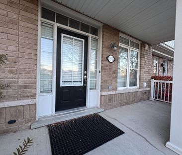 For Lease - 102 Harbourside Drive, Whitby, Ontario - Photo 2