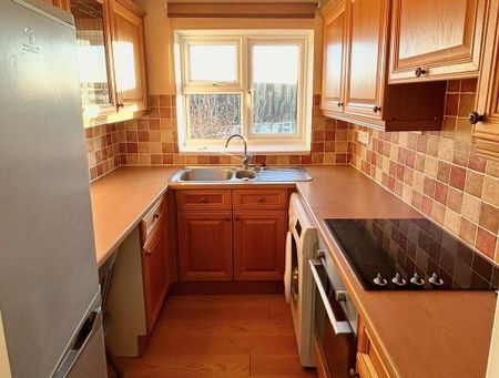 2 bedroom apartment to rent - Photo 2