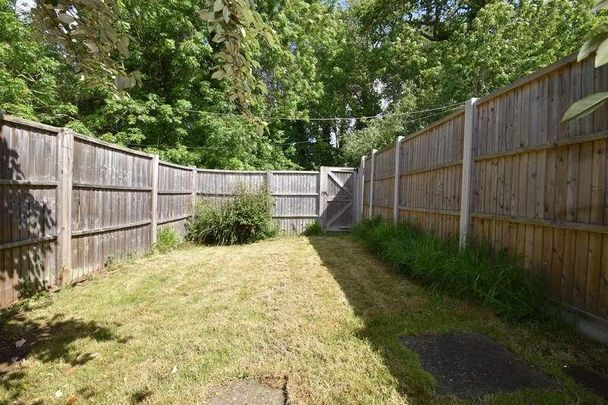Woodlands, Copse Lane, Horley, RH6 - Photo 1