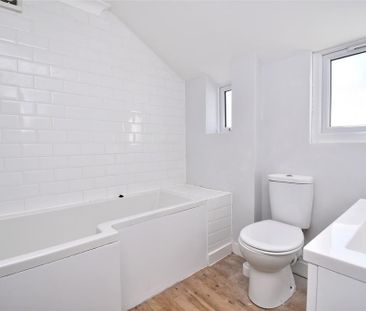 1 bedroom in a house share to rent - Photo 6
