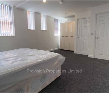 1 Bedroom Apartments in Leeds - Photo 1