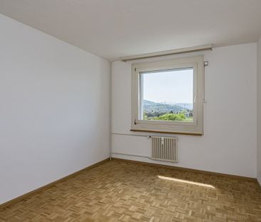 Moderne Wohnung im Hochhaus mit Weitsicht - Photo 3