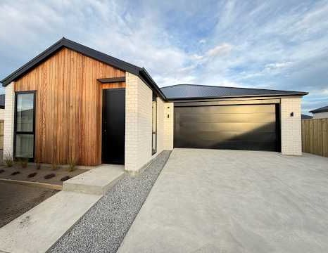 Rolleston - Photo 1