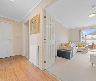 2 bedroom flat to rent - Photo 3