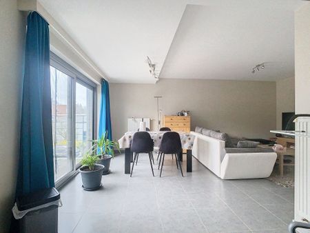 Gezellig appartement met 2 slaapkamers en een staanplaats - Foto 3