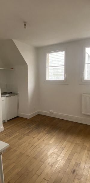 Location Appartement 1 pièce 14m² NANTES 44000 - Photo 2
