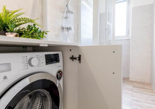 Wonderful single room in Via Riccardo Pitteri