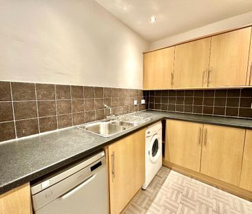 2 bedroom flat to rent - Photo 3