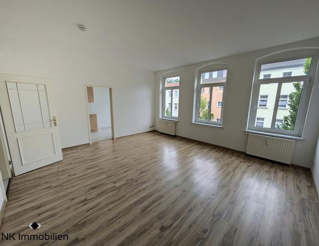 ++ schöne 3-Raum Wohnung mit Einbauküche, Balkon & Aufzug - nahe dem Hauptbahnhof ++ - Photo 1