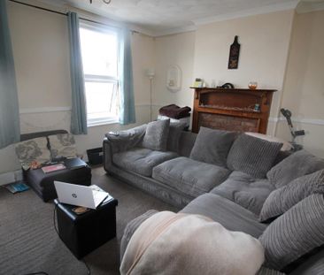 1 bedroom maisonette to rent - Photo 2