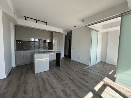 For Lease - 7 Grenville Street Unit# 2207, Toronto, Ontario - Photo 3