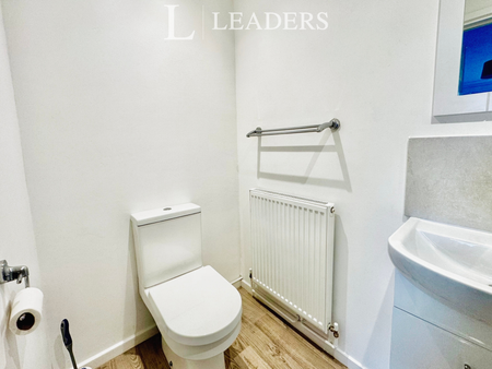 3 bedroom house to rent Rackham Close, Hopton, Great Yarmouth, NR31 - Photo 3