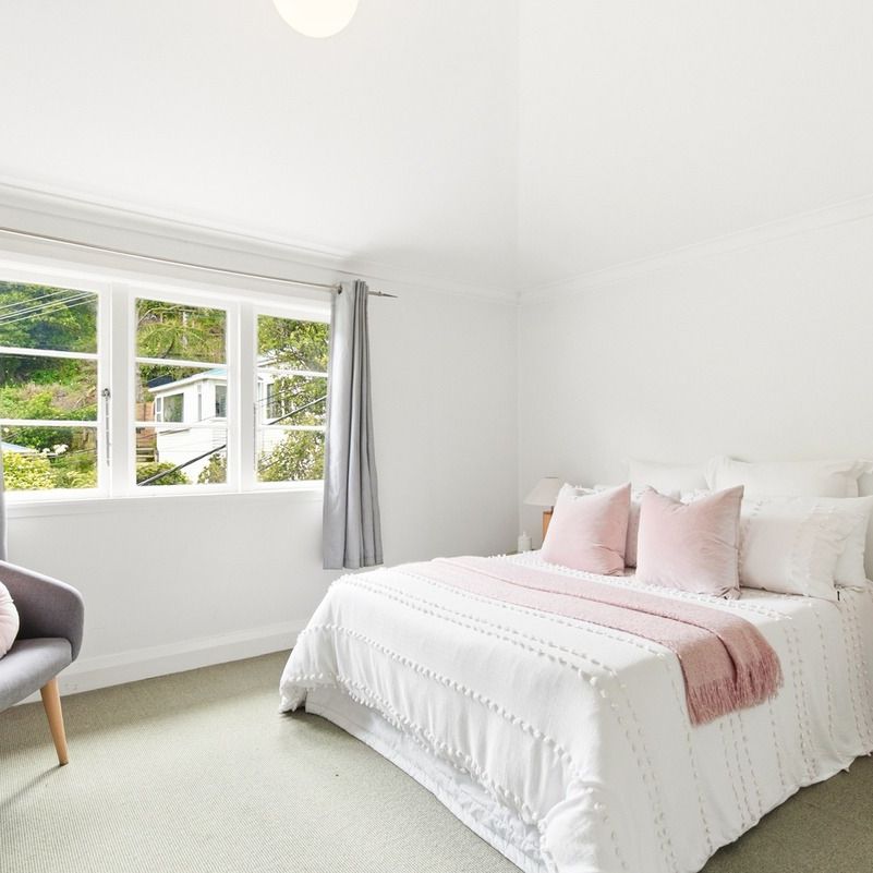 Wadestown Wonder - Photo 1