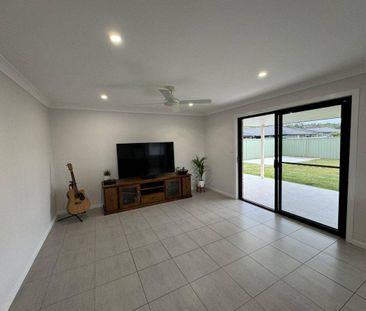 CHARMING 3 BEDROOM FAMILY HOME IN SOUGHT AFTER ESTATE - Photo 5