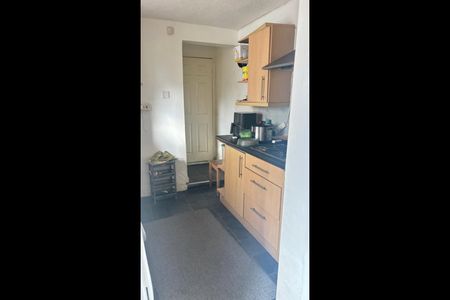 4 Bed Terraced House, William Street, CH44 - Photo 5