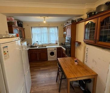 5 bedroom house share to rent - Photo 4