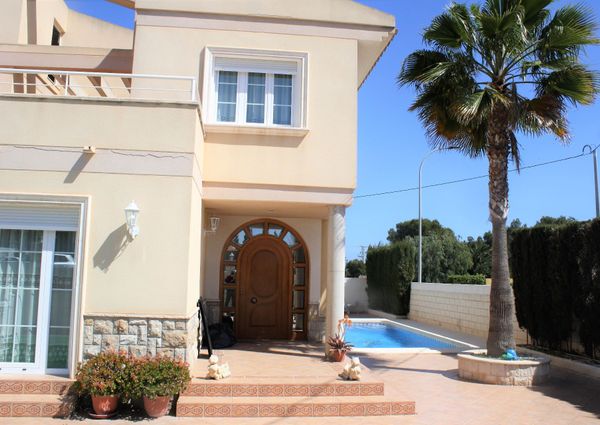 Casa / Chalet en Alfaz del Pi / l'Alfàs del Pi, alquiler